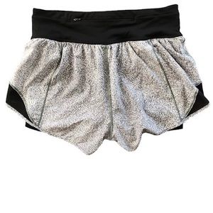 Lululemon athletic shorts black and grey Size 6 (A2)